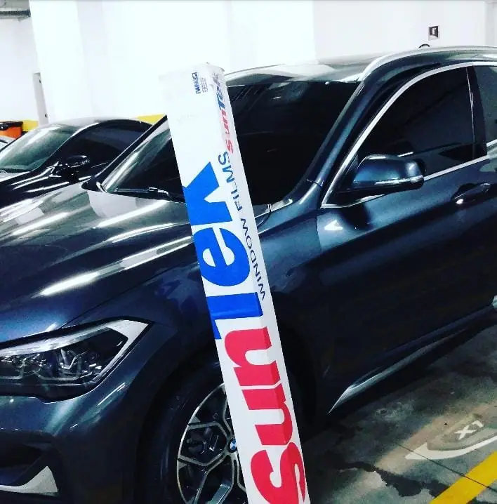 Insulfilm Automotivo: trabalho com película