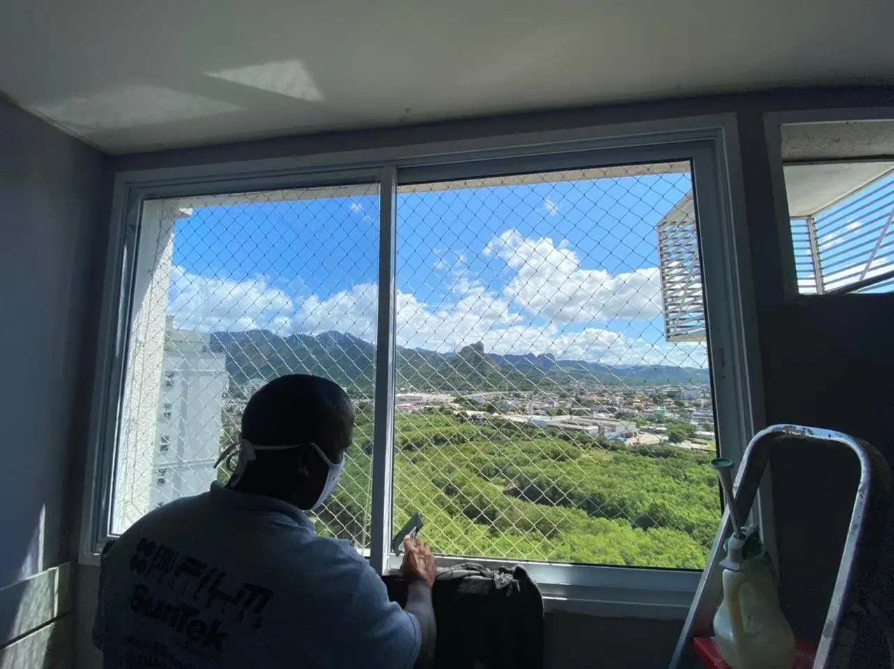 Insulfilm Residencial: trabalho com película